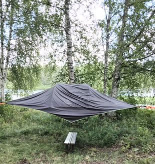 Kuvan teltta liittyy loppuviikon ohjelmaan, joka vietetään rattailla Itä-Suomen alueella. Saa nähdä, mitä liikuntapaikkoja bongaillaan ja testataan, pysy kuulolla :).